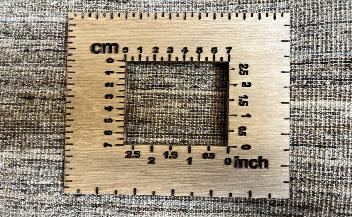 2115894(10)